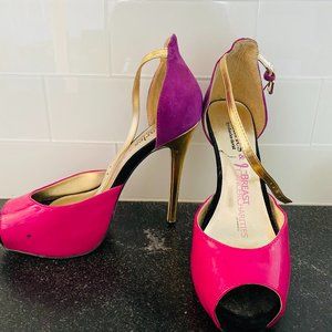Charles David Colorblock Platform pumps sz 6